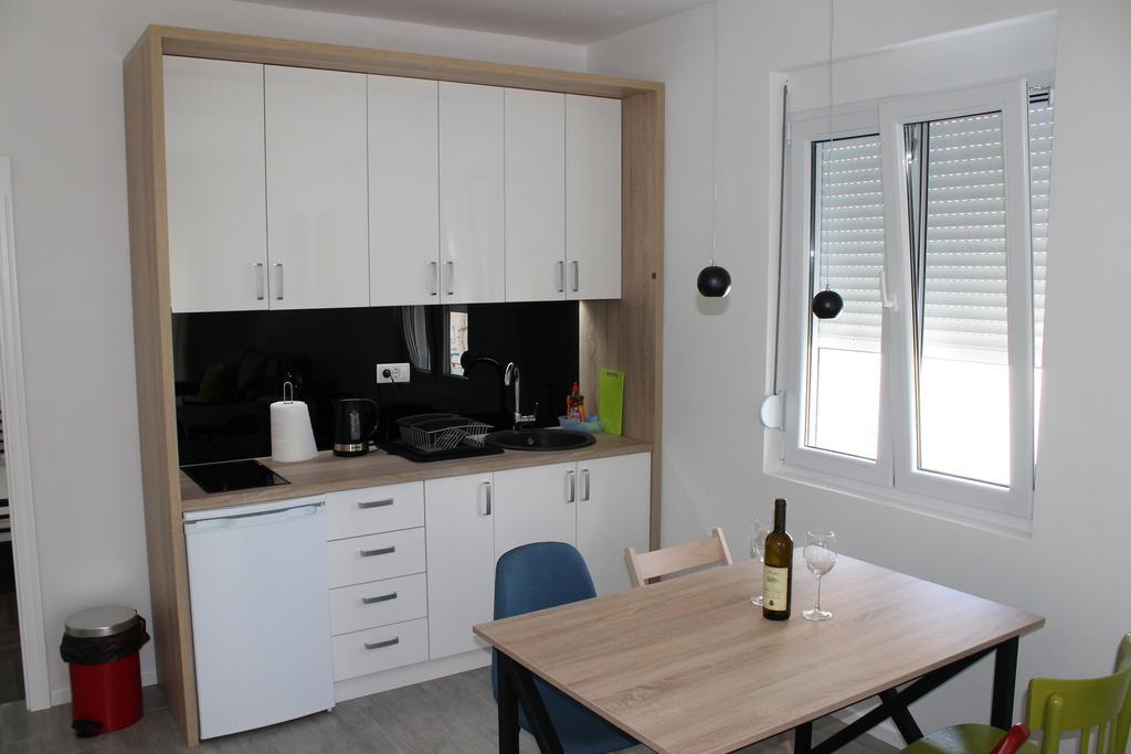 Apartments Grgurevic Котор Екстер'єр фото
