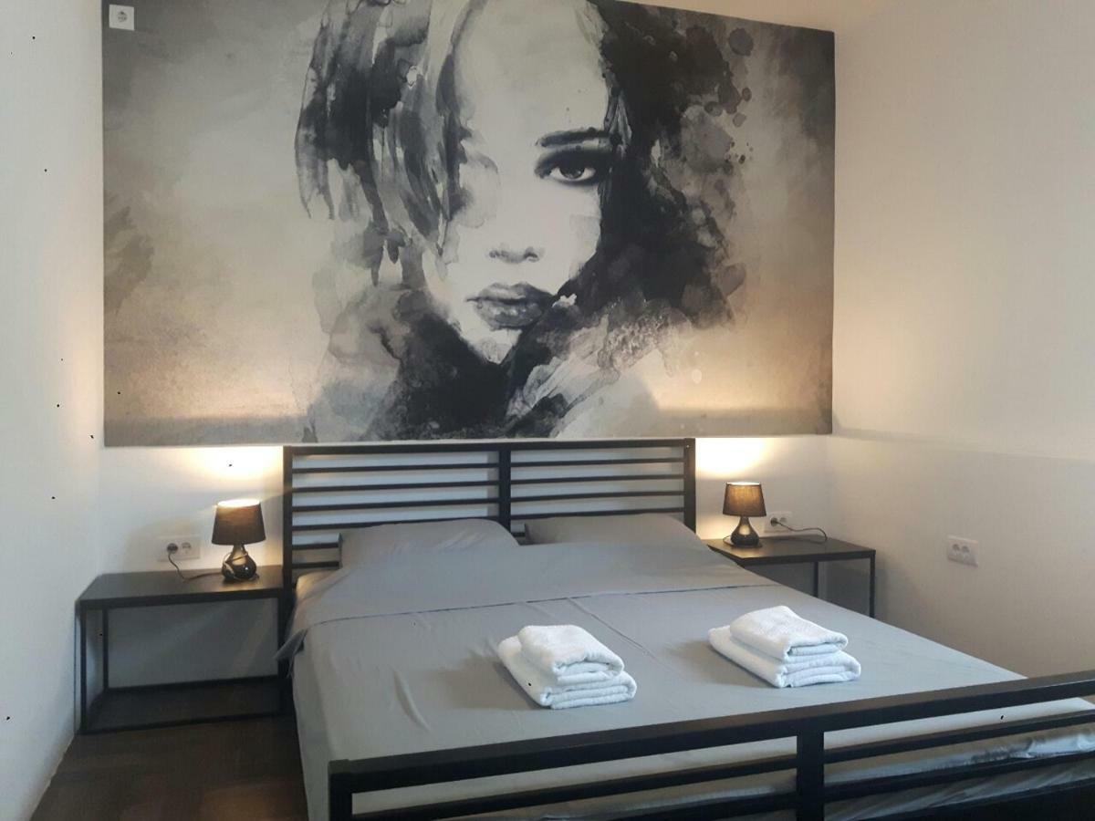 Apartments Grgurevic Котор Екстер'єр фото